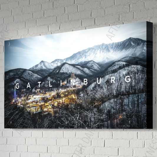 GATLINBURG TENNESSEE CANVAS "GATLINBURG GLOW"